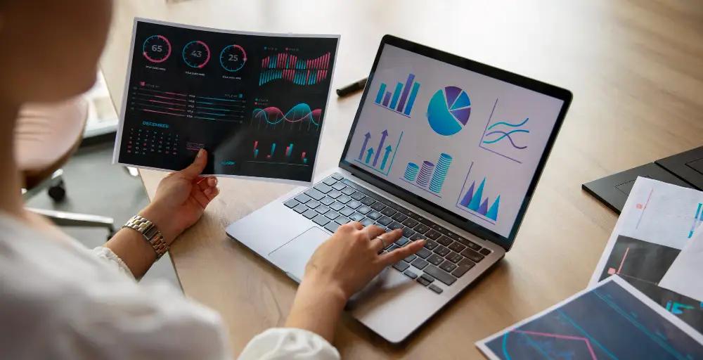 How to Become a Data Analytics Manager in 2024? Complete Guide
