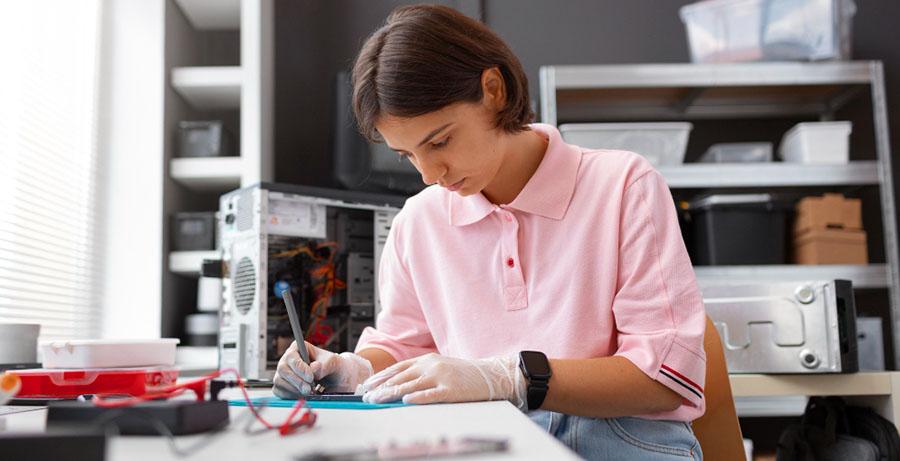 Electronics Engineering Career Path: Specialisations and Future Trends