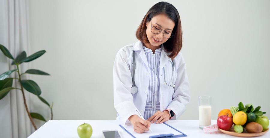 Dietitian Career Guide: Specialisations and Growth Prospects